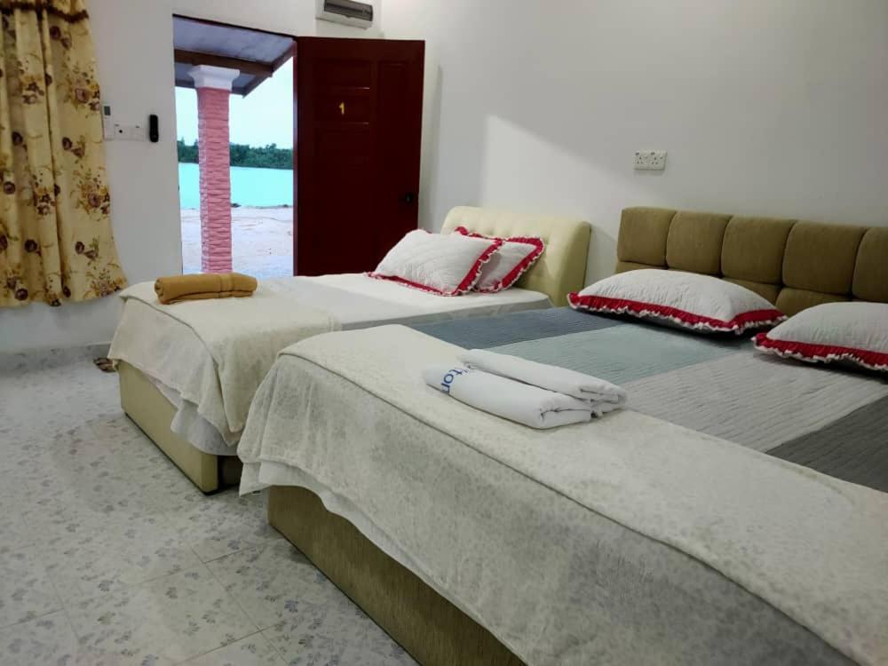 Roomstay Tokbah Demuara Kuala Besut Bagian luar foto