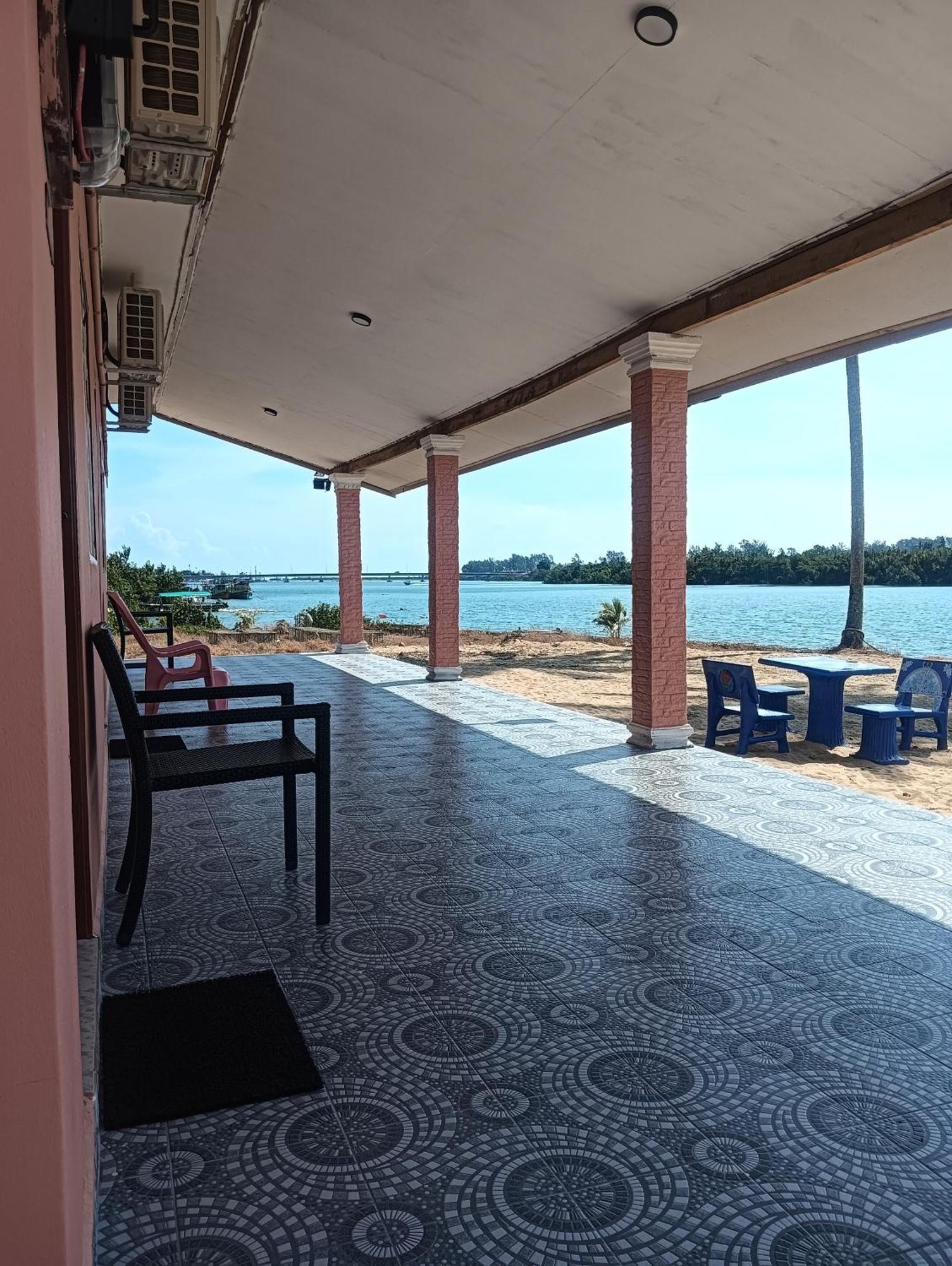 Roomstay Tokbah Demuara Kuala Besut Bagian luar foto